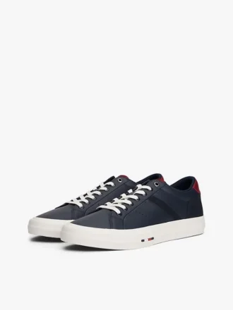 Baskets basses en cuir