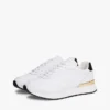 Baskets en cuir avec détails métalliques Baskets en cuir avec détails métalliques