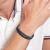 Bracelet en acier inoxydable à rayures Bracelet en acier inoxydable à rayures