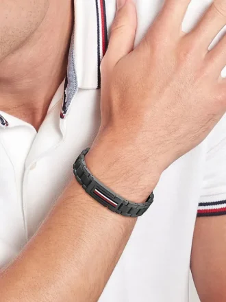 Bracelet en acier inoxydable à rayures