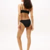 Brassière sans armatures à encolure dégagée Brassière sans armatures à encolure dégagée