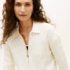 Cardigan zippé à mailles torsadées et coupe carrée