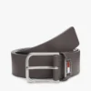 Ceinture en cuir Tommy Jeans avec insigne émaillé Ceinture en cuir Tommy Jeans avec insigne émaillé