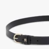 Ceinture fine en cuir monogrammée