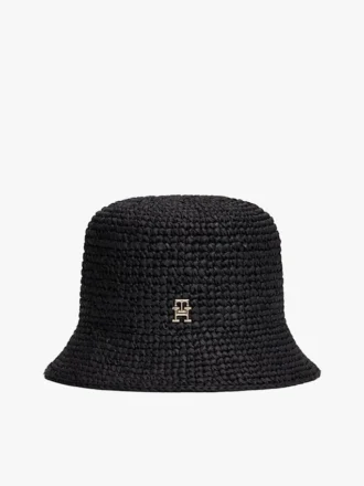 Chapeau bob en raphia crocheté