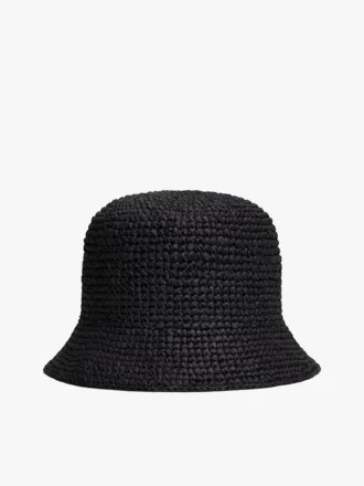 Chapeau bob en raphia crocheté