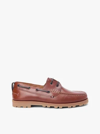 Chaussures bateau légères en cuir à semelle crantée