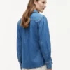 Chemise en chambray à manches bouffantes Chemise en chambray à manches bouffantes