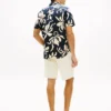 Chemise en coton et lin à imprimé tropical Chemise en coton et lin à imprimé tropical