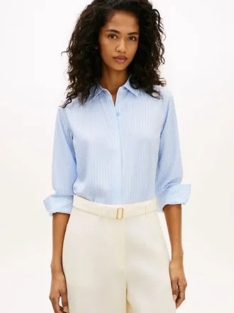 Chemise en crêpe rayée