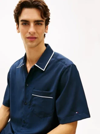 Chemise en laine légère à la coupe décontractée