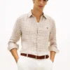 Chemise en lin vichy, coupe classique Chemise en lin vichy, coupe classique