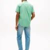 Chemise Oxford teinte en pièce, coupe classique Chemise Oxford teinte en pièce, coupe classique