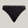 Culotte bikini en dentelle tricotée Culotte bikini en dentelle tricotée