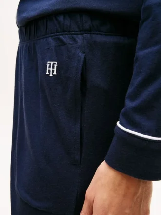 Ensemble de nuit à manches longues et pantalon