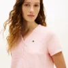 Ensemble de nuit t-shirt Henley et Shorts Ensemble de nuit t-shirt Henley et Shorts