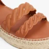 Espadrilles à plateforme en cuir avec lanières torsadées Espadrilles à plateforme en cuir avec lanières torsadées