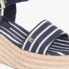 Espadrilles à talon compensé à rayures bretonnes Espadrilles à talon compensé à rayures bretonnes