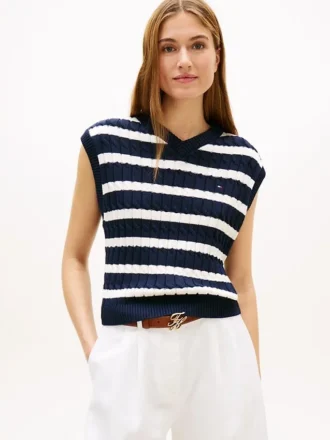 Gilet en maille torsadée à col en V