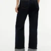 Jeans droit ample à taille mi-haute en denim selvedge Jeans droit ample à taille mi-haute en denim selvedge