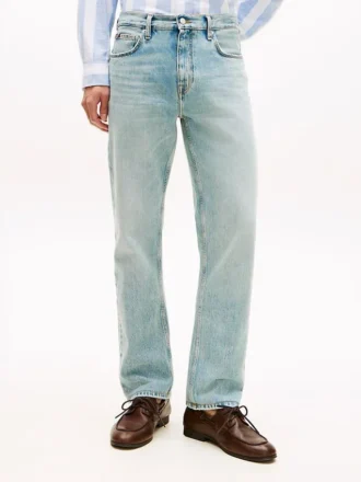 Jeans droit classique délavé Jeans droit classique délavé