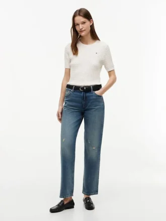 Jeans droit classique taille haute Jeans droit classique taille haute