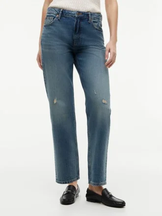 Jeans droit classique taille haute Jeans droit classique taille haute
