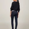 Jeans skinny à taille moyenne et délavage foncé Jeans skinny à taille moyenne et délavage foncé