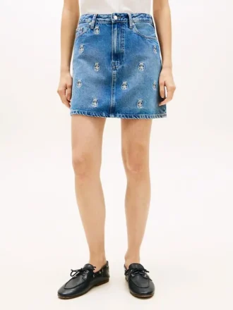 Mini-jupe en denim taille haute avec motif de blason sur toute la surface