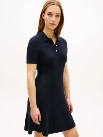 Mini-robe polo en maille côtelée à boutons dorés