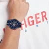 Montre de sport 46 mm avec bracelet en silicone