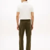 Pantalon cargo droit teint en pièce Pantalon cargo droit teint en pièce