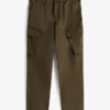 Pantalon cargo droit teint en pièce Pantalon cargo droit teint en pièce