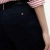Pantalon chino coupe ajustée Pantalon chino coupe ajustée