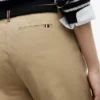 Pantalon chino coupe ajustée Pantalon chino coupe ajustée