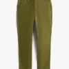 Pantalon chino coupe ajustée Pantalon chino coupe ajustée