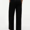 Pantalon droit en sergé léger Pantalon droit en sergé léger