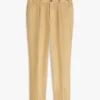 Pantalon fuselé en lin teint en pièce Pantalon fuselé en lin teint en pièce