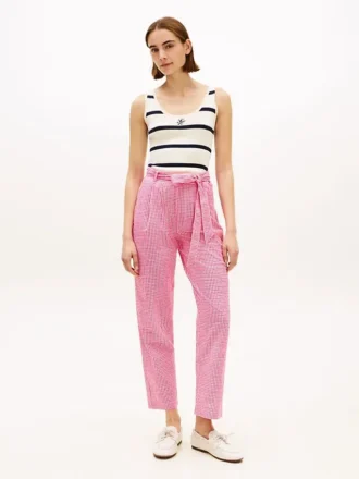 Pantalon fuselé en seersucker vichy avec ceinture