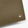 Portefeuille à deux volets en cuir avec logo drapeau sur toute la surface Portefeuille à deux volets en cuir avec logo drapeau sur toute la surface