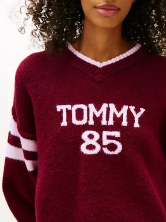 Pull Tommy Jeans 85 Varsity à col en V