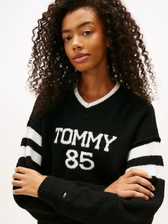 Pull Tommy Jeans 85 Varsity à col en V