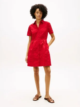 Robe chemise en popeline à œillets brodés