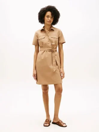 Robe chemise utilitaire à manches courtes et ceinture