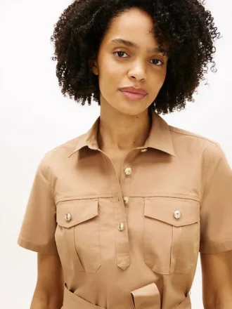 Robe chemise utilitaire à manches courtes et ceinture