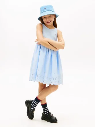 Robe combinée à œillets brodés pour enfant Robe combinée à œillets brodés pour enfant