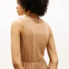 Robe débardeur plissée en mélange de matières Robe débardeur plissée en mélange de matières