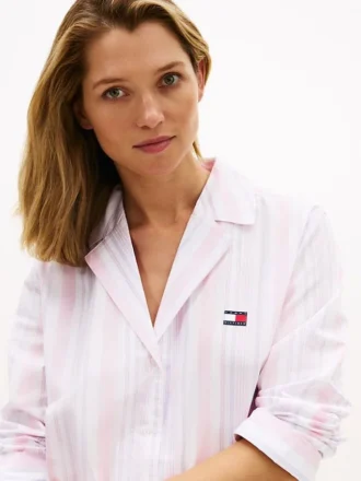 Robe de nuit en popeline rayée
