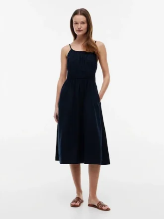 Robe mi-longue froncée en mélange de lin