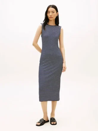 Robe midi ajustée à rayures et col bateau